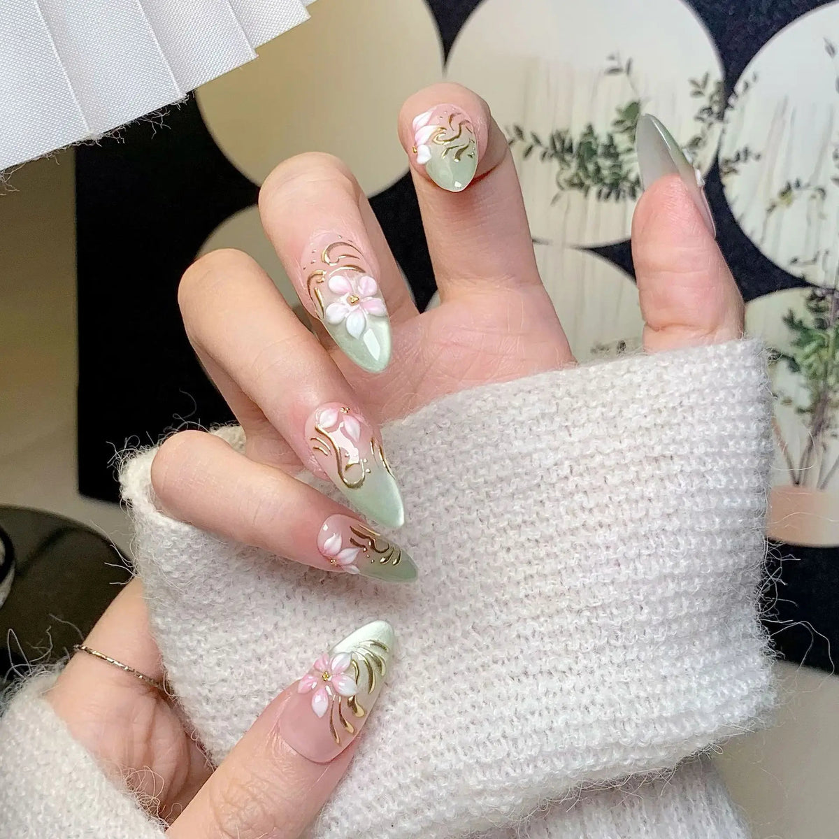 Transform Your Look with Premium Nail Art That Shines